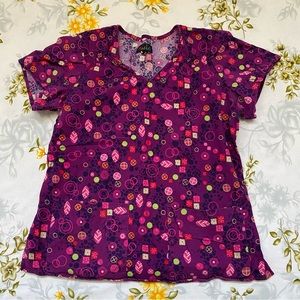 Peaches Size M Purple Scrub Top